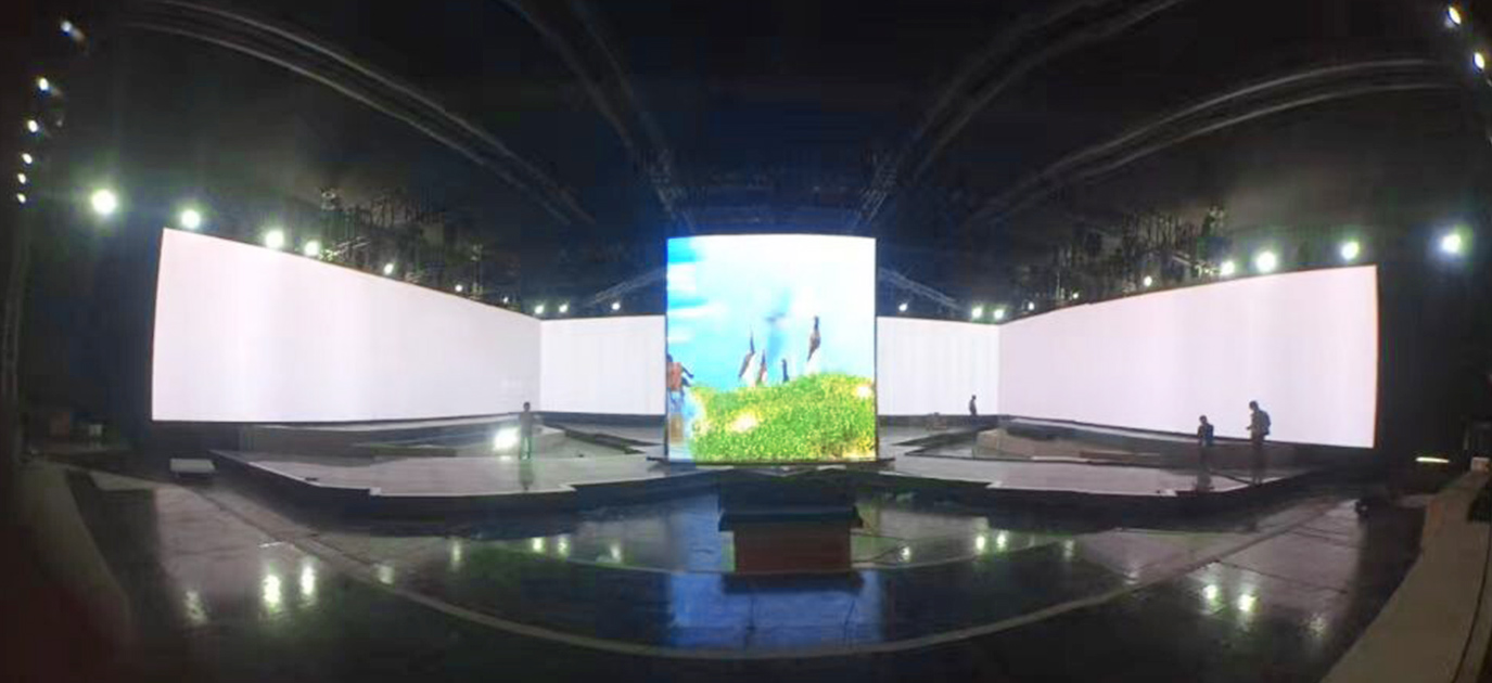 如何提高自动升降LED显示屏的色彩饱和度?