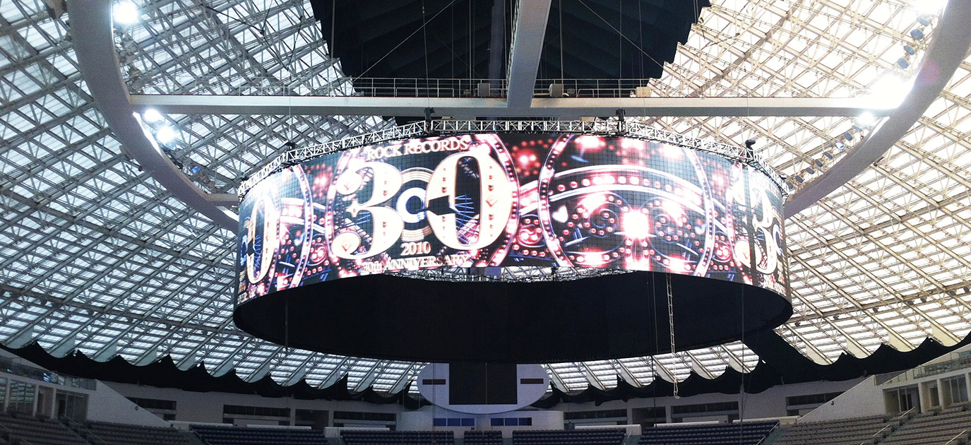 LED舞台屏维护时，哪些关键部位必须着重清洁?