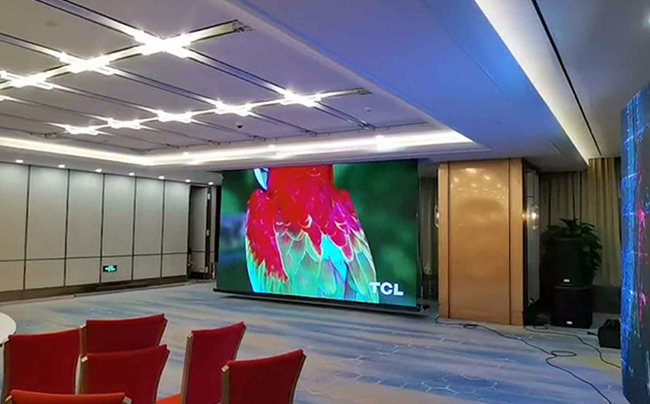 打造酒店高端会议中心，用可折叠led超薄显示屏